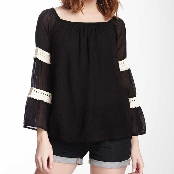 Nordstrom VaVa by Joy Han Black Long Sleeve Top Crochet Sleeve Detail Medium EUC - Picture 1 of 7